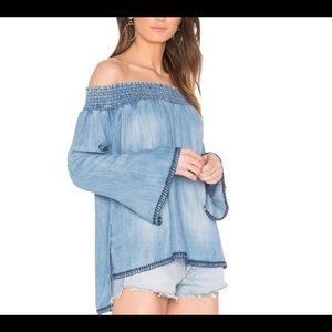 Bella Dahl off-the shoulder top